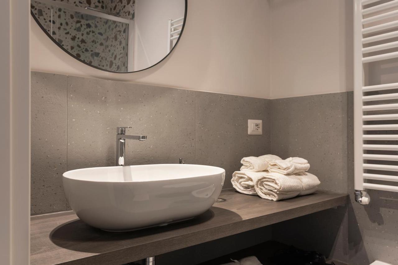 Bilocale Aleardi Apartment Milano Exterior foto